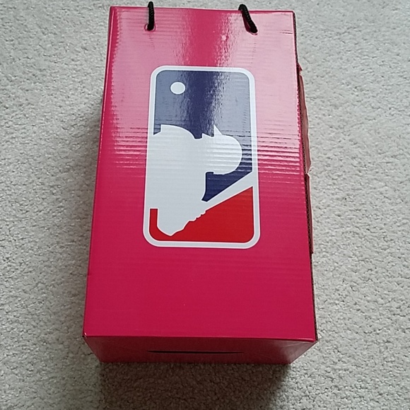 Minnesota Twins slip on flat shoes w/crystal logo embellishments - Picture 3 of 4